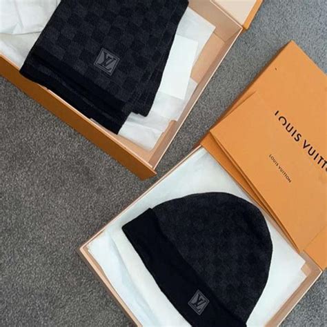 louis vuitton hat scarf set|louis vuitton wool cashmere scarf.